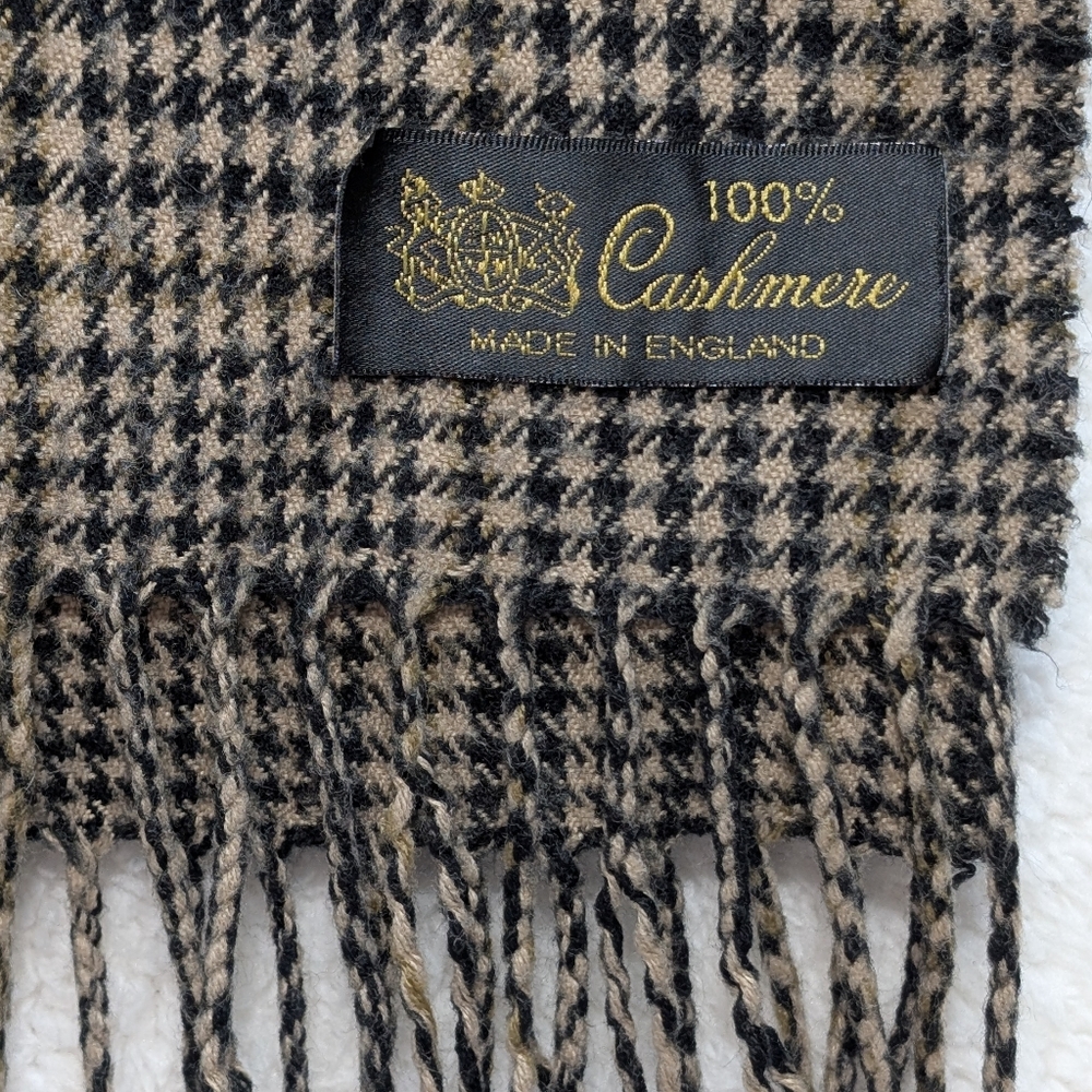Houndstooth Cashmere Scarf Black and Tan Made In England Unisex Natural Fibers - Picture 2 of 6